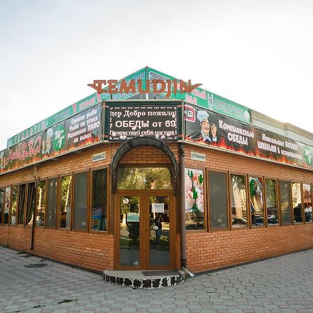 Hotel Prestizh Taraz Bagian luar foto