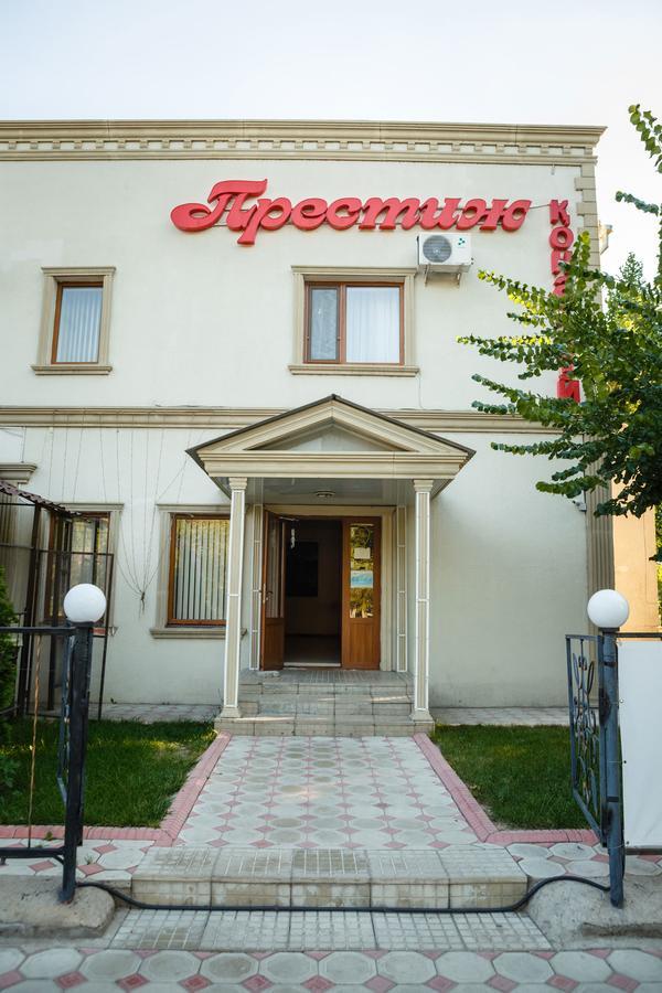 Hotel Prestizh Taraz Bagian luar foto