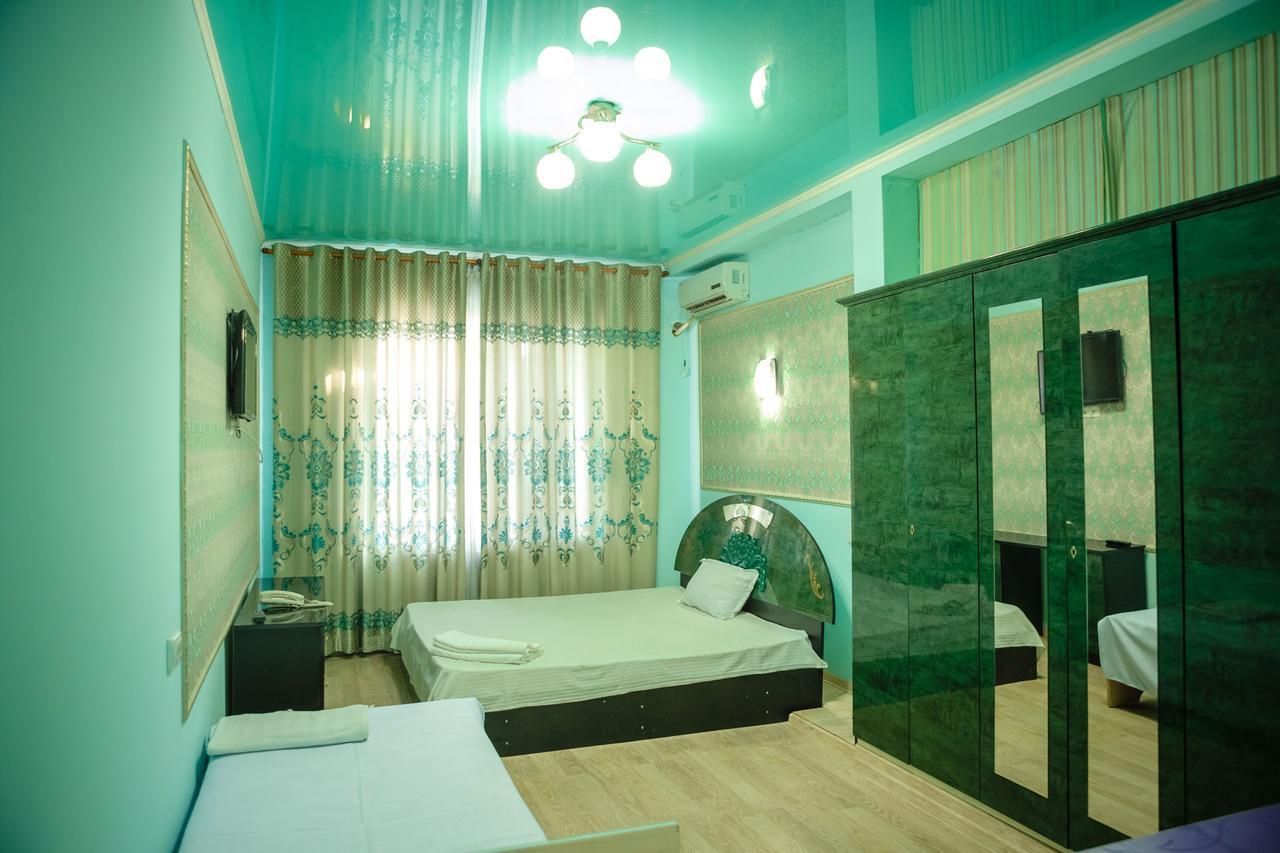 Hotel Prestizh Taraz Bagian luar foto