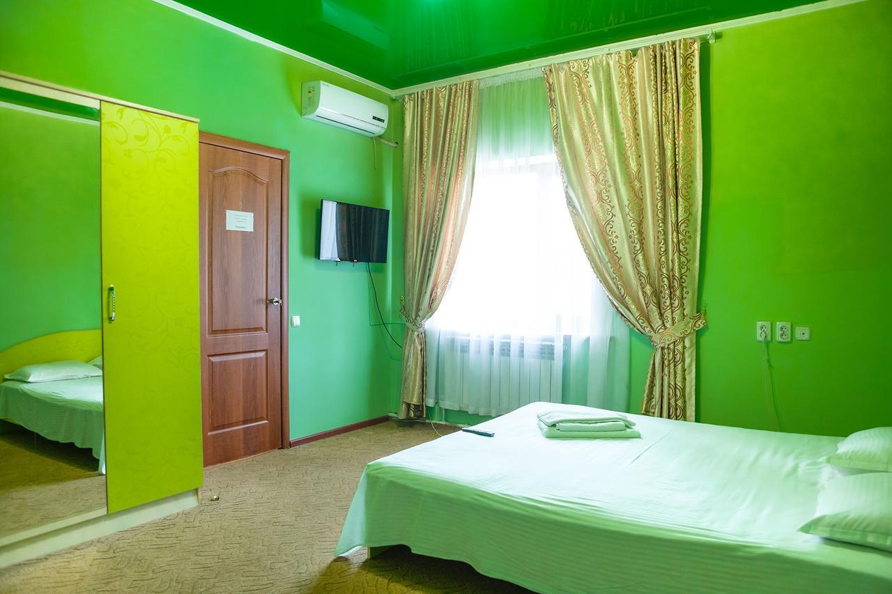 Hotel Prestizh Taraz Bagian luar foto